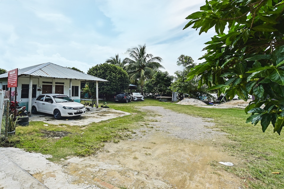 OYO 90708 D'kuala Waterfront Chalet & Boat Charters, Rompin, Rompin