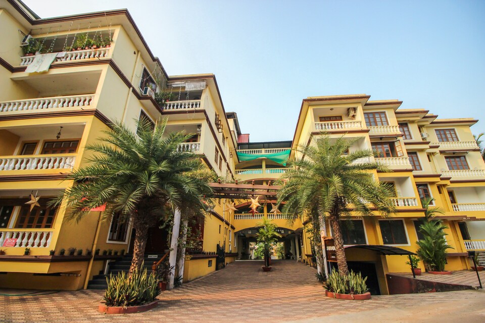 OYO Home 12710 Elegant 2BHK, Colva Goa, Goa