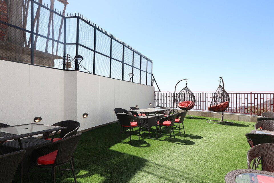 OYO 12711 Hotel The Pride, Picture palace Mussoorie, Mussoorie