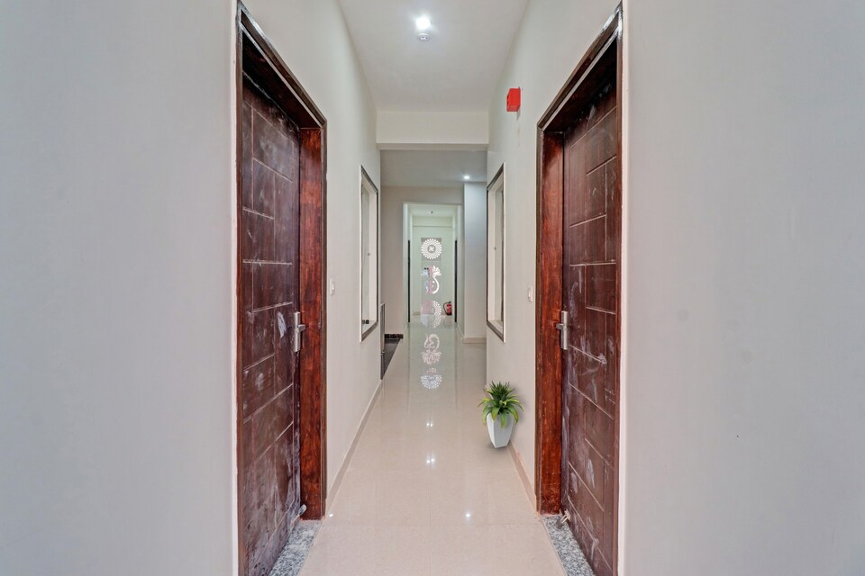 OYO Hotel Shiv Sarover, Bhupatwala Haridwar, Haridwar