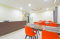Super Townhouse Kondapur Near Botanical Garden Formerly RRR Inn