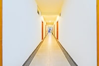 Super Townhouse Kondapur Near Botanical Garden Formerly RRR Inn