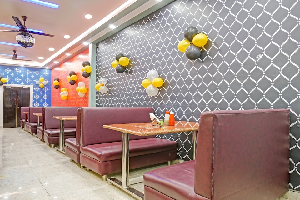 Hotel O Atharv Palace, Jhusi, Prayagraj