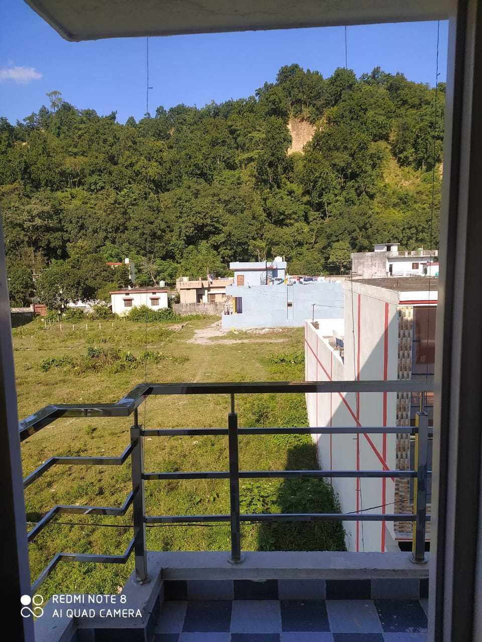 POP 80666B White Castle 🏰 , Dehradun, Dehradun