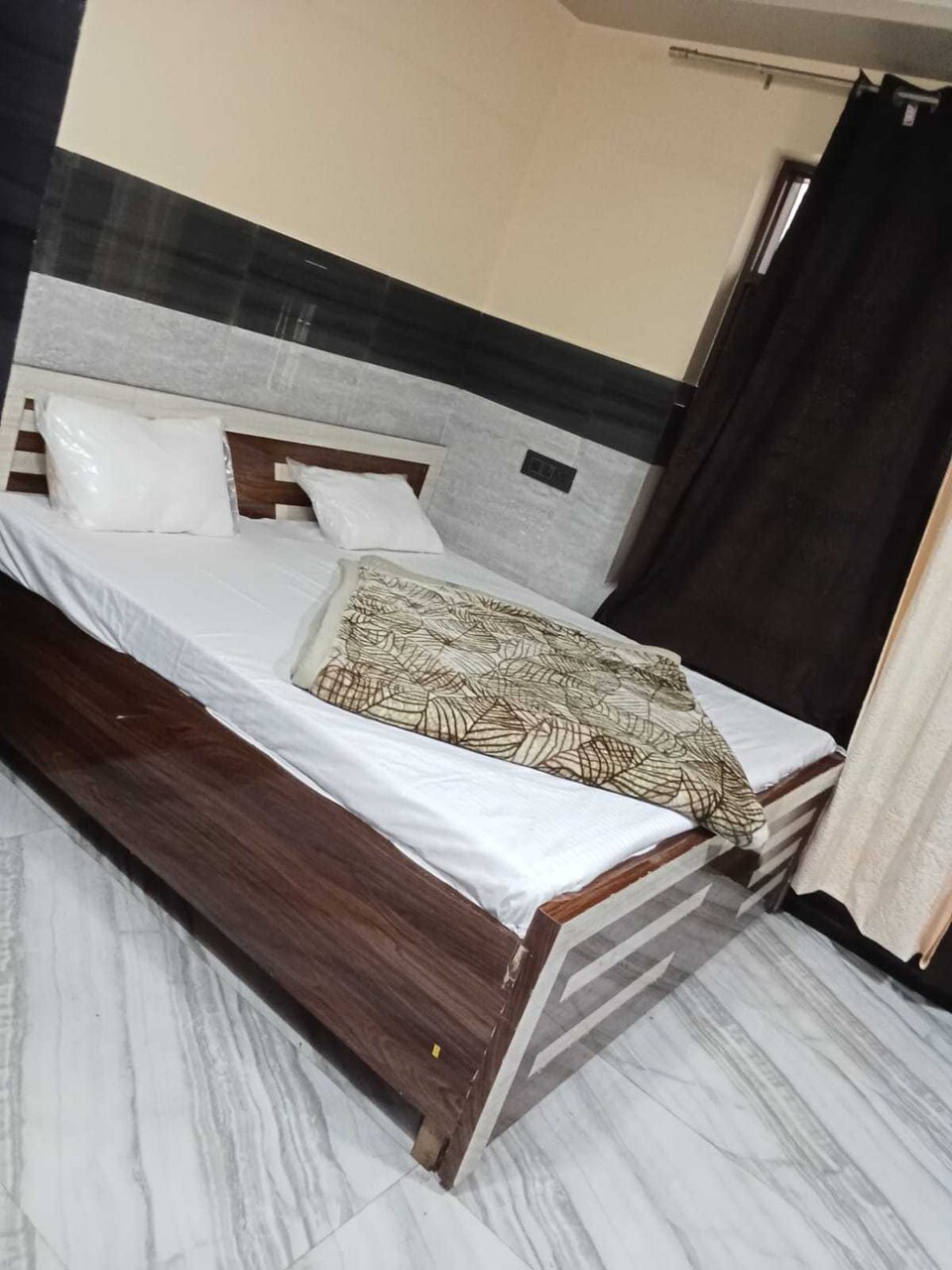 POP 80667G Hotel Royal Grand, Faridabad, Faridabad