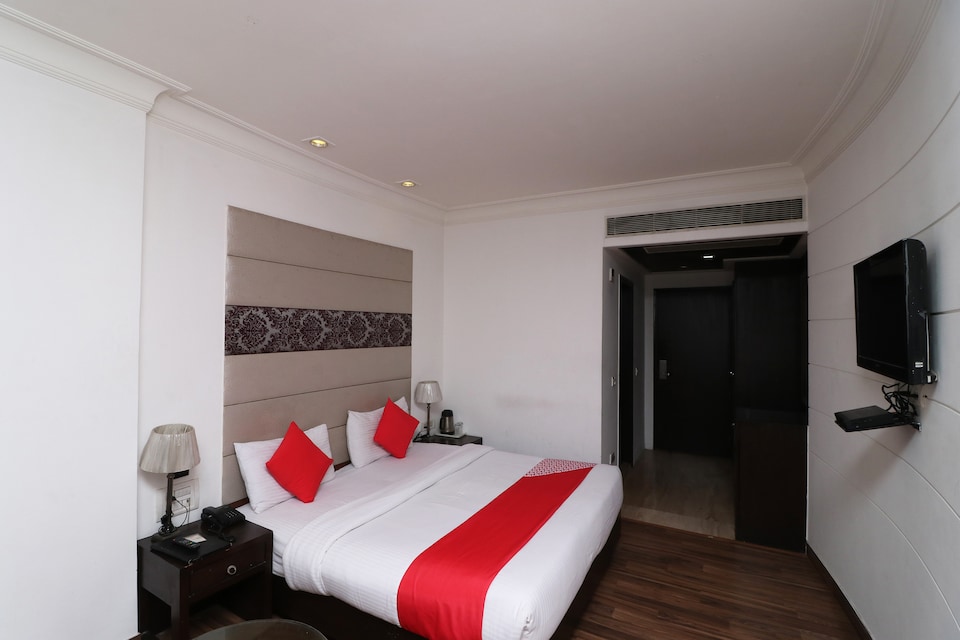 OYO 1600 Hotel Orchid, Faridabad, Faridabad