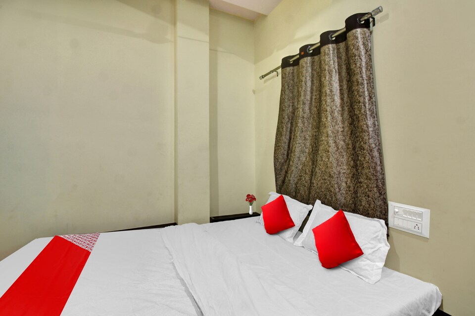 OYO Flagship Hotel MH, Bus Stand Nagpur, Nagpur