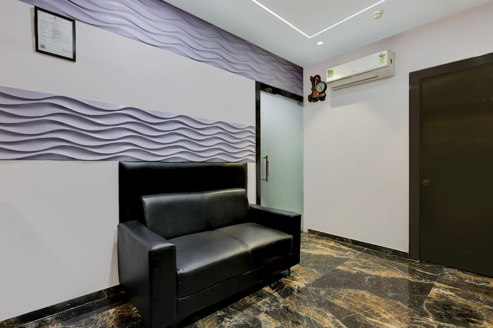 Hotel O The Superior , Airport Surat, Surat