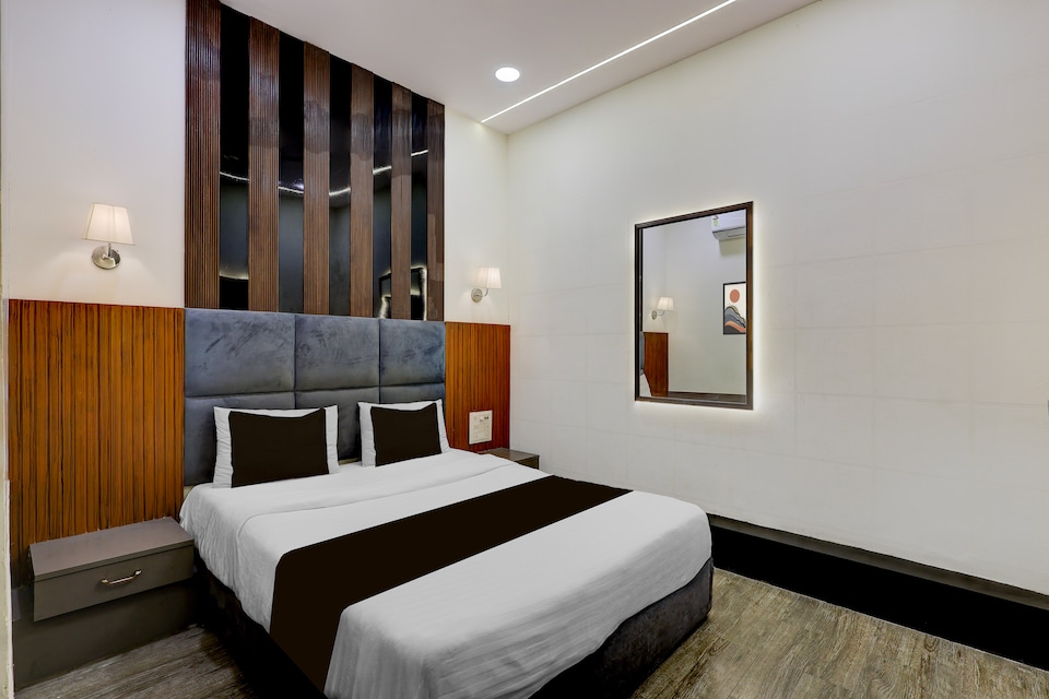 Hotel O The Superior, Airport Surat, Surat
