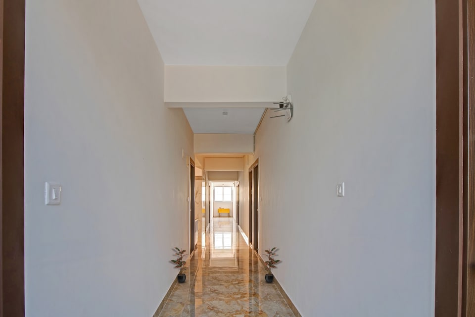 Super Collection O Petals Otium Business Hotel, Manyata Bangalore, Bangalore