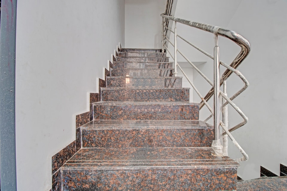 Super Collection O Petals Otium Business Hotel, Manyata Bangalore, Bangalore