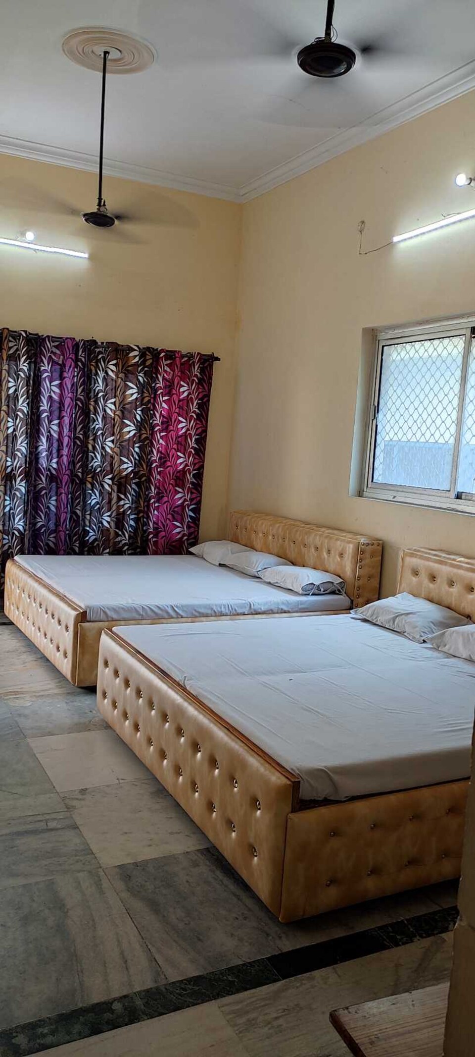 POP Kesarwani Guest House, Ayodhya, Ayodhya