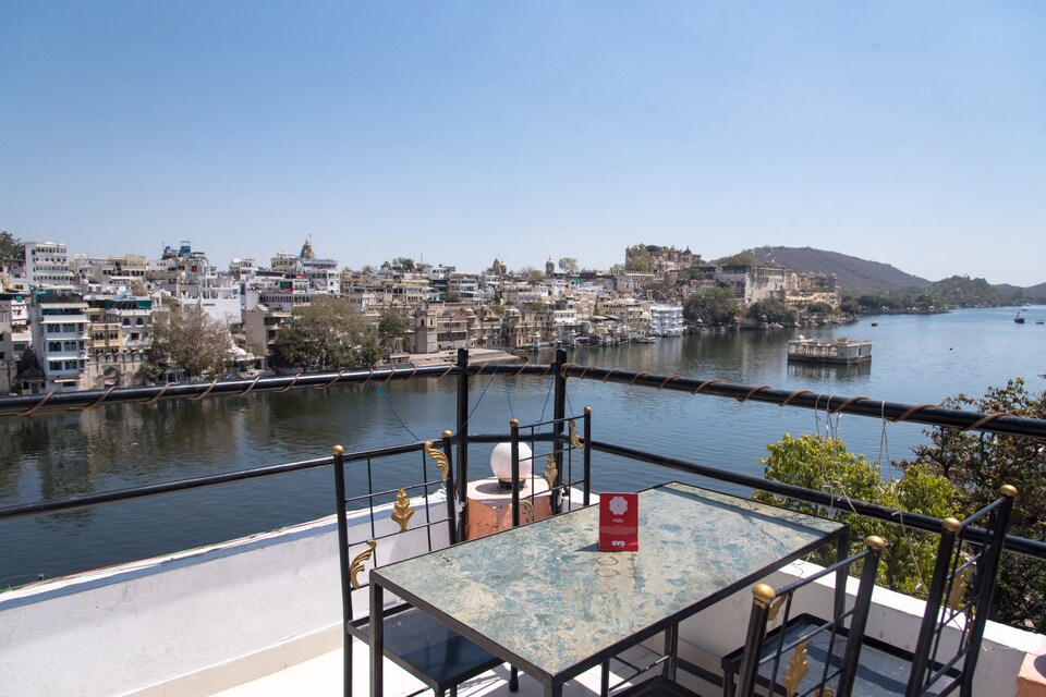 OYO 12726 Home Heritage Lake View Hanuman Ghat, Udaipur Central, Udaipur