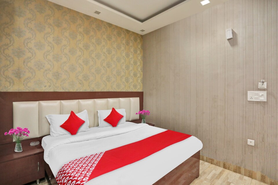 OYO Flagship 806789 Hotel City Star Inn, Pilibhit Bypass Road, Bareilly