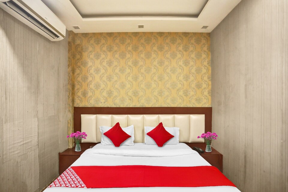 OYO Flagship 806789 Hotel City Star Inn, Pilibhit Bypass Road, Bareilly