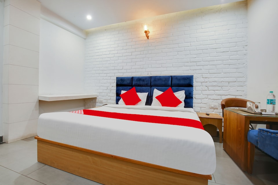 Live on new code-ZKR103, Zirakpur, Zirakpur