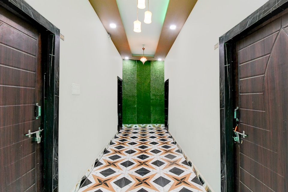 Hotel O Rajaram Singh Blessing Garden And Hotel, Jhusi, Prayagraj