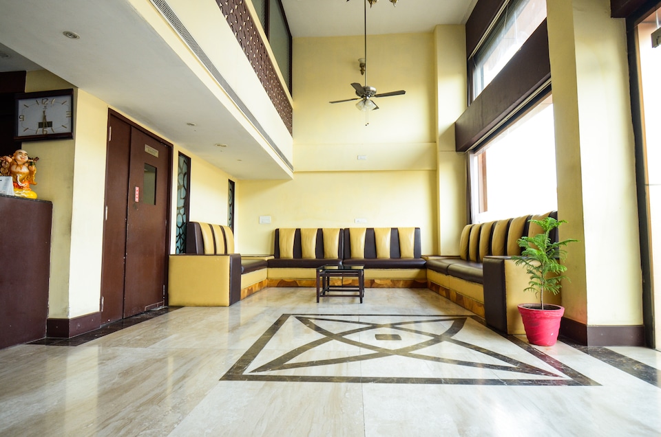 OYO Hotel Amba International, Jodhpur North, Jodhpur