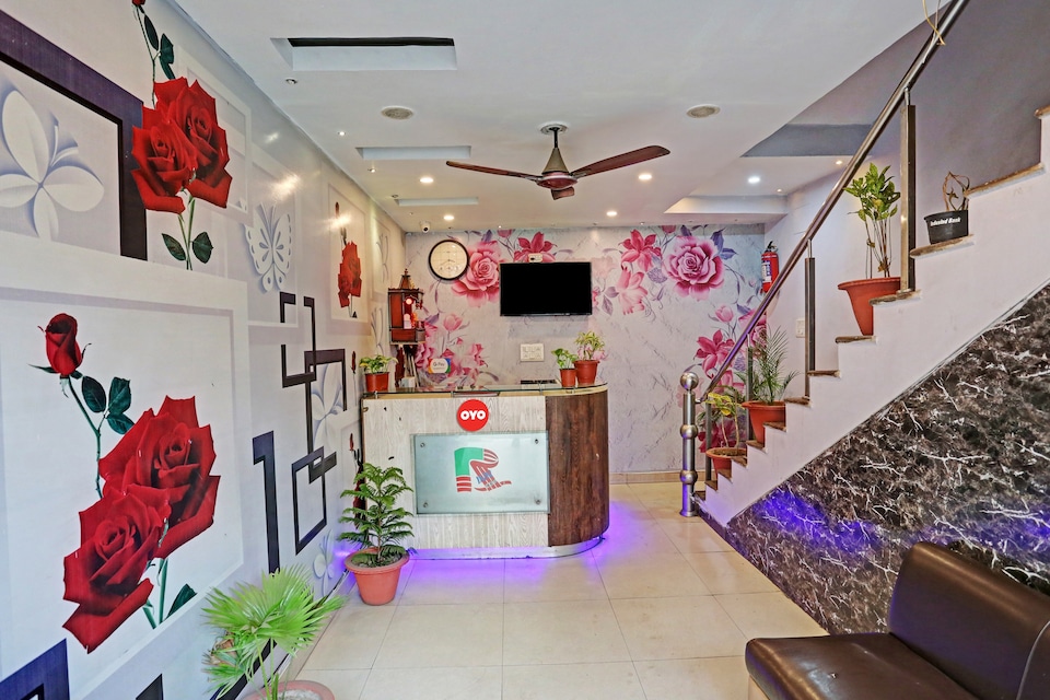 Flagship R Inn Palace, Civil Lines - High Court, Prayagraj