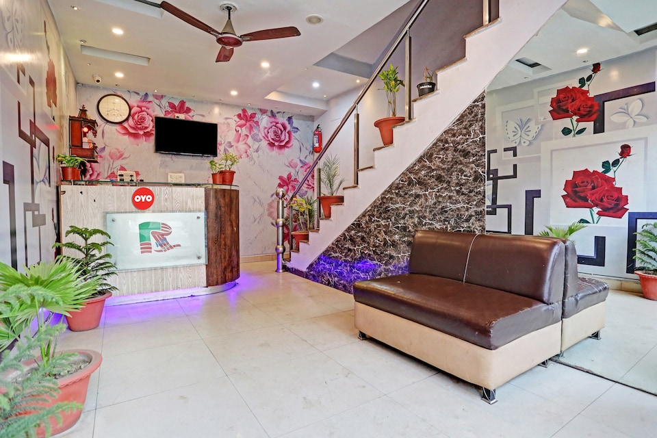 Flagship R Inn Palace, Civil Lines - High Court, Prayagraj