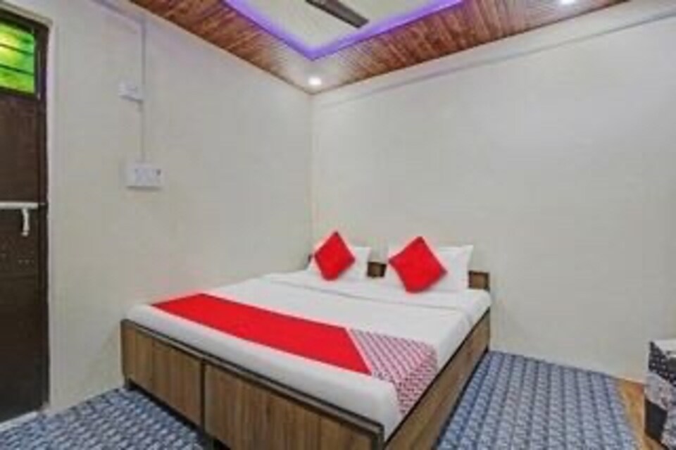 HOTEL O J.T RED STAR, Bulandshahr, Bulandshahr