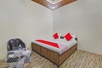 HOTEL O J.T RED STAR