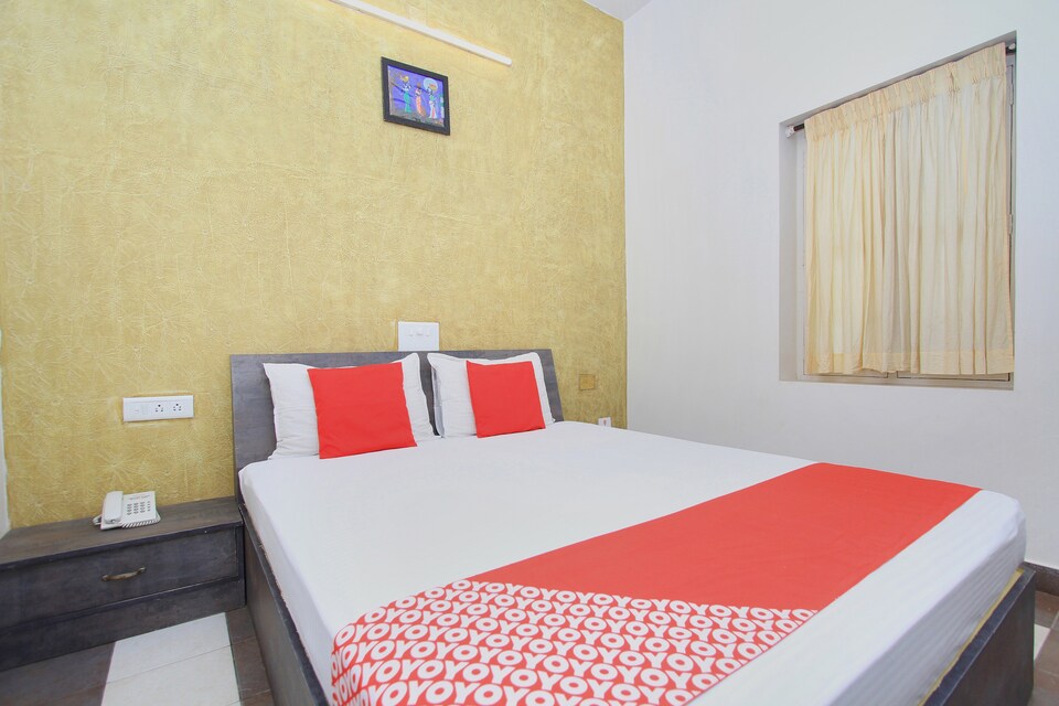 OYO 12746 Hotel Sapthagiri Nest, Gandhipuram Coimbatore, Coimbatore