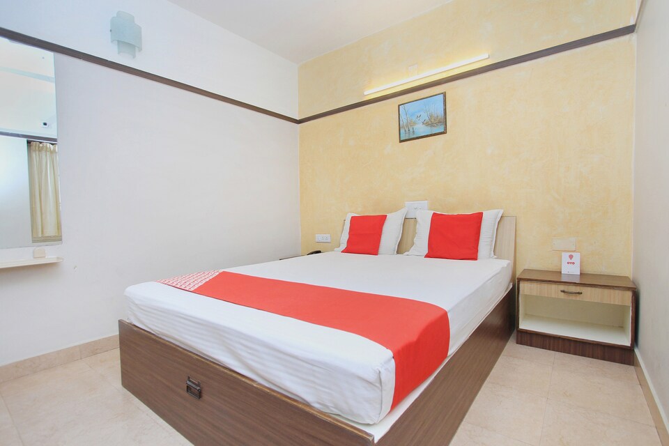 OYO 12746 Hotel Sapthagiri Nest, Gandhipuram Coimbatore, Coimbatore