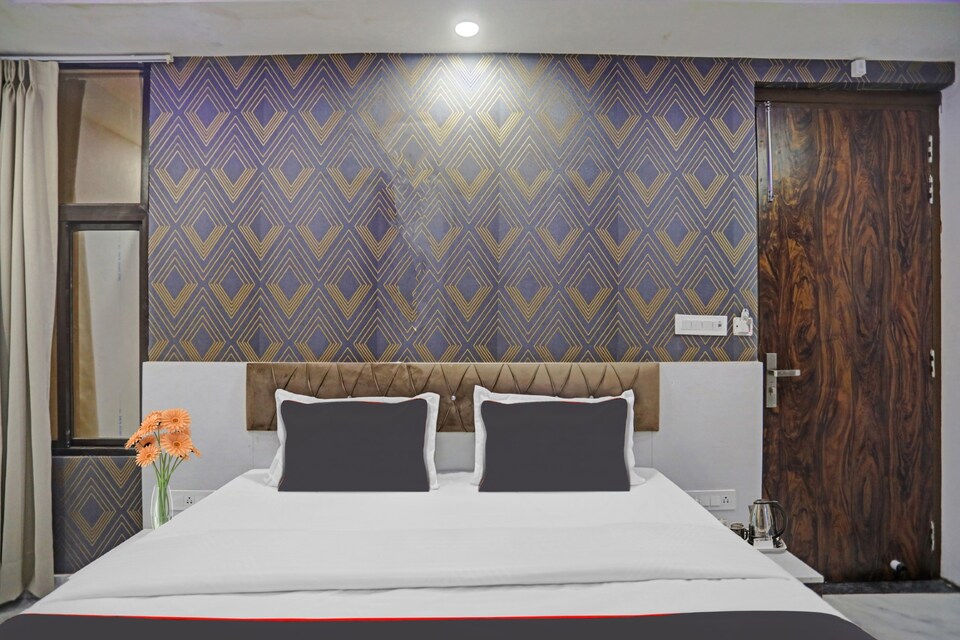 Live on LCK2358, Gomti Nagar Lucknow, Lucknow