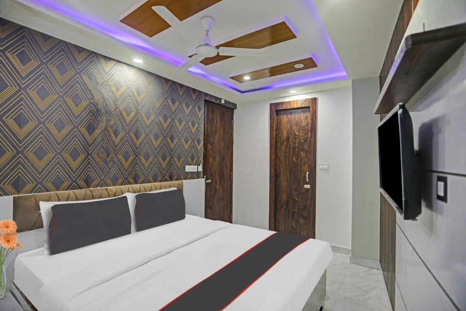 Live on LCK2358, Gomti Nagar Lucknow, Lucknow