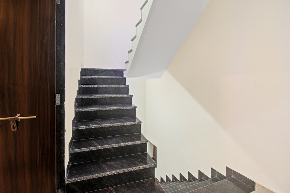 Hotel O RJ 14 RADHIKA HOTEL AND RESTAURANT, Vaishali Nagar Jaipur, Jaipur