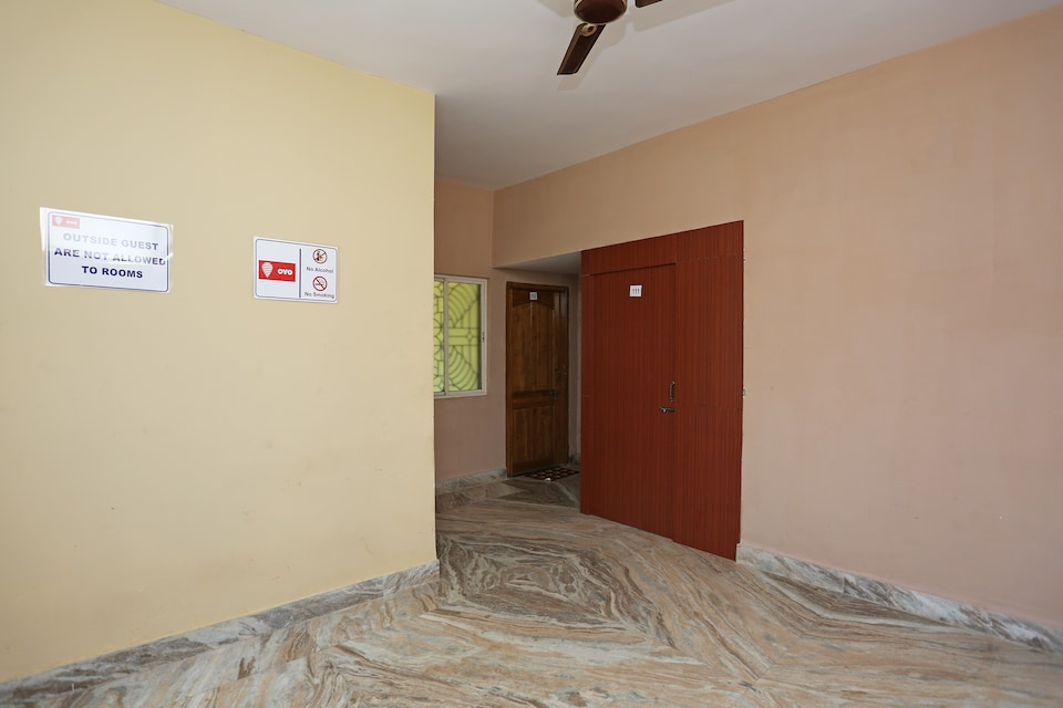 OYO 12756 Elite Stay, Patia Bhubaneswar, Bhubaneswar