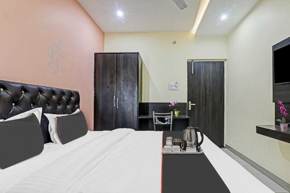 POP 80709C Mvd Guest House, Gomti Nagar Lucknow, Lucknow