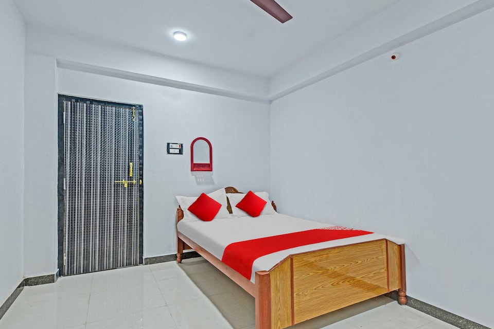 Hotel O Darpan Palace, Piska More, Ranchi