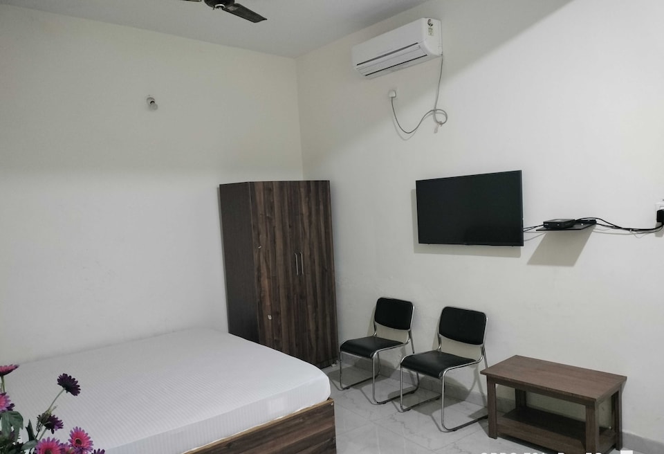 Hotel O Darpan And Marriage Hall, Piska More, Ranchi