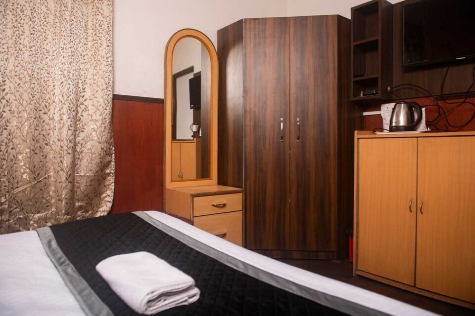 POP 80712H Oyo 3730 Samrat Residency, Gangtok, Gangtok