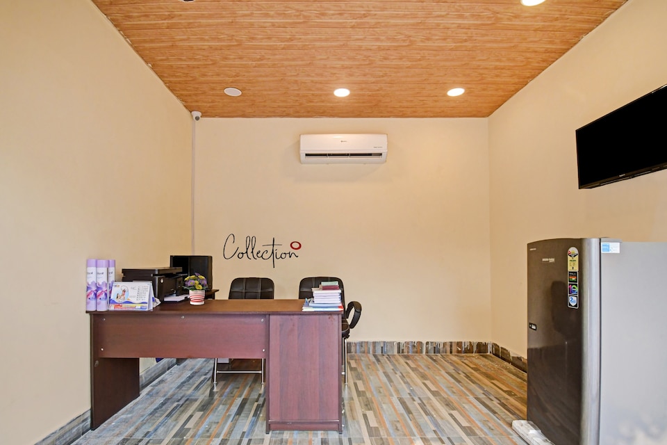 Hotel O Palm Tree Resort, New Jalpaiguri Station Area Siliguri, Siliguri