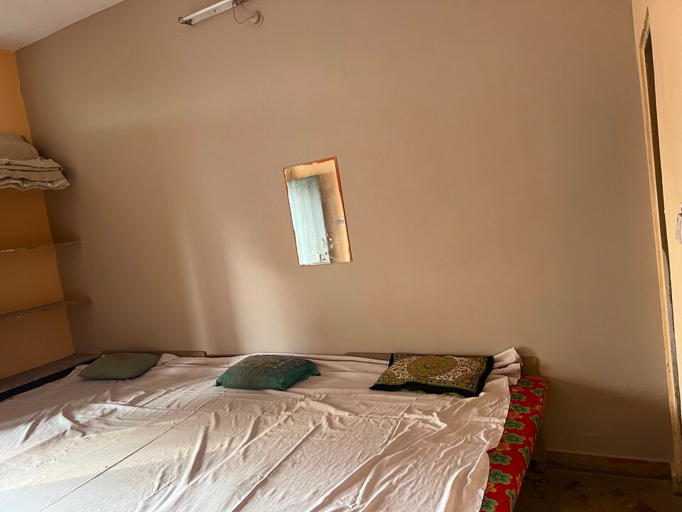 POP 80719K Hotel Girdhar Palace, Allen Landmark City Kota, Kota