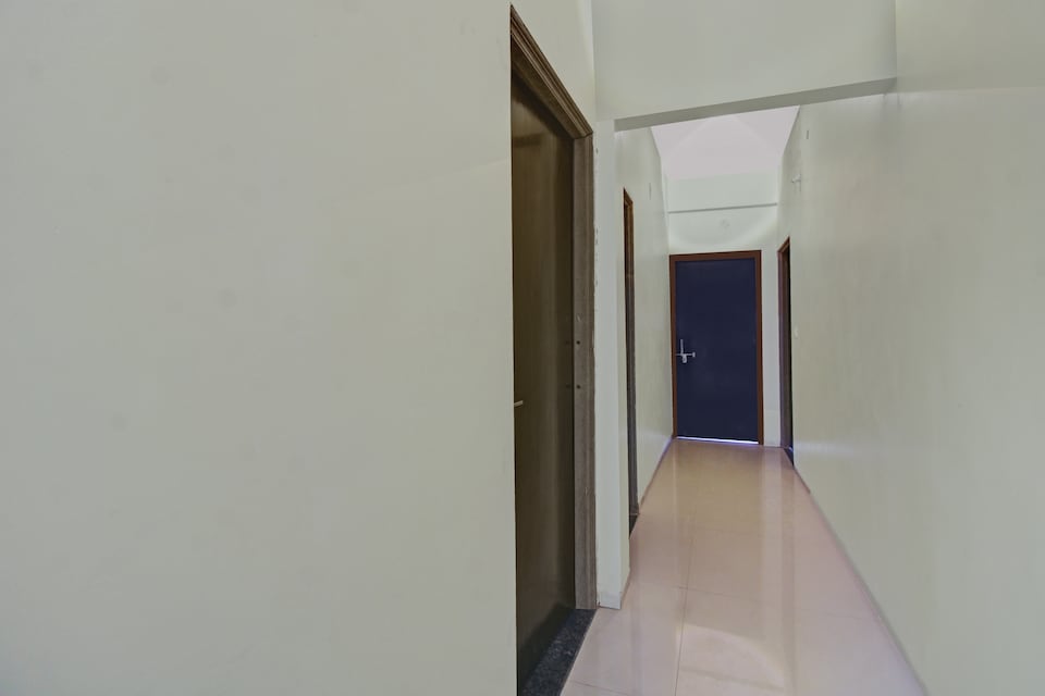 Hotel O King's Inn, Airport Road Nagpur, Nagpur