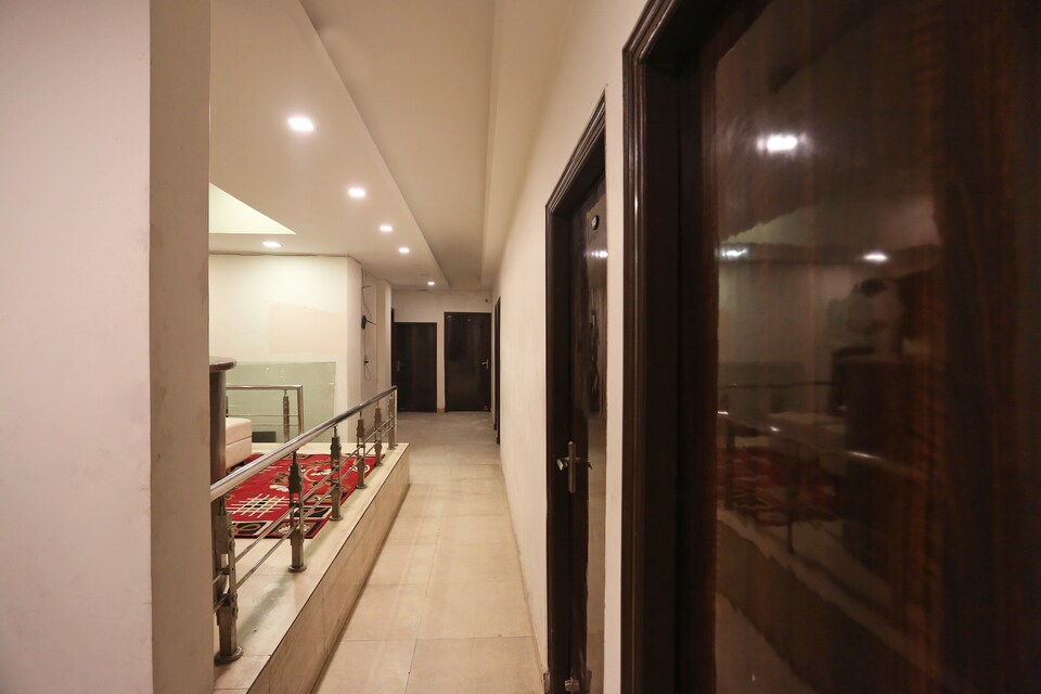 Live on GZB661, Indirapuram Ghaziabad, Ghaziabad