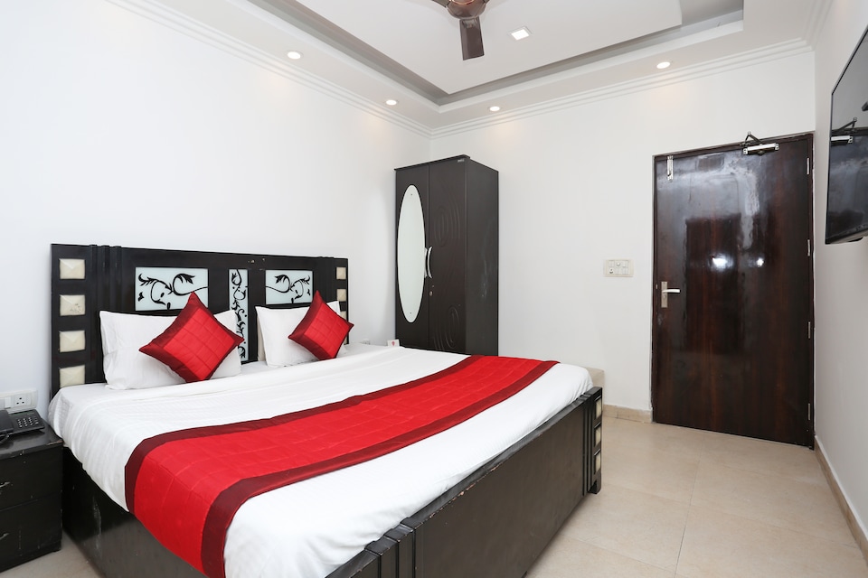 Live on GZB661, Indirapuram Ghaziabad, Ghaziabad