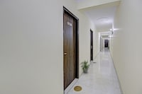 Hotel O SKY Residency