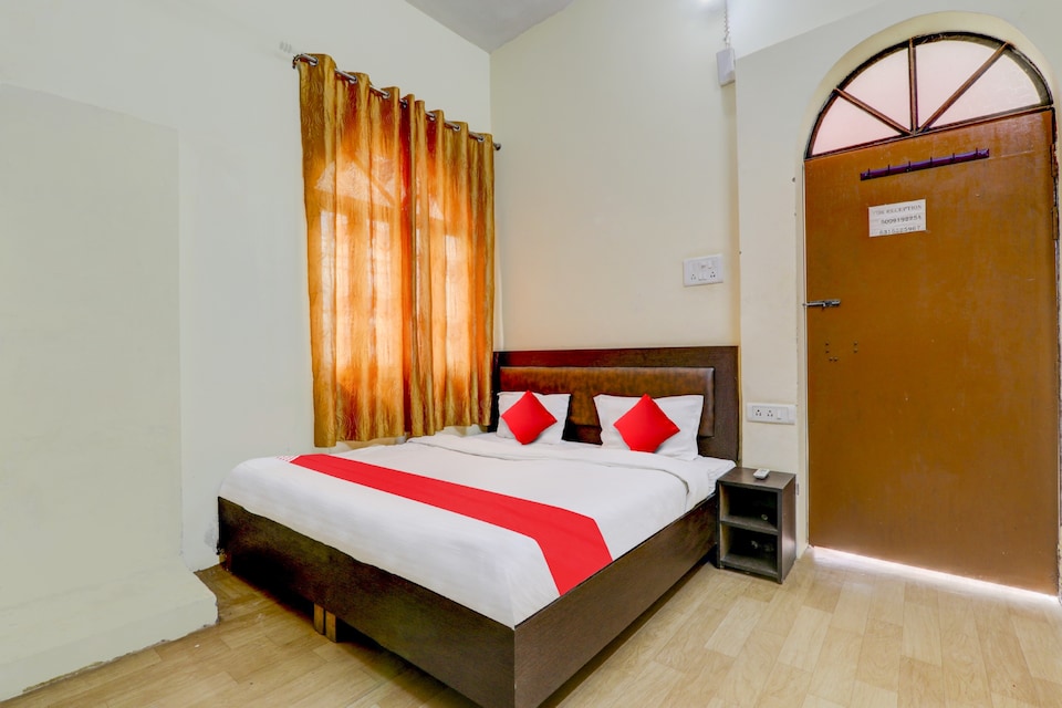 OYO Flagship Hotel Rajvanshi Near Lulu Mall, SGPGI Lucknow, Lucknow