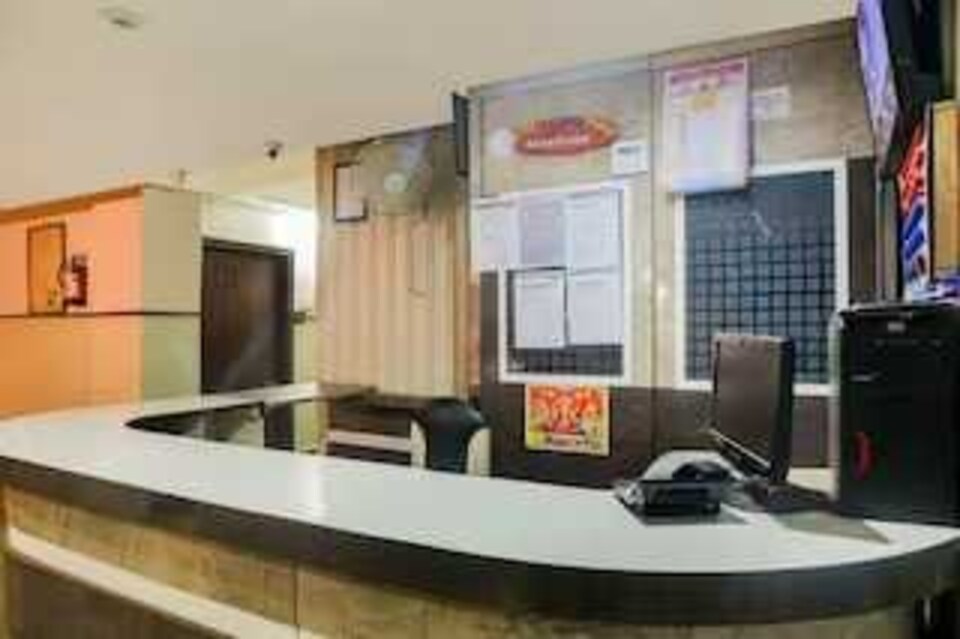 SPOT ON Hotel Red Sea Plaza, Hamidia Road Bhopal, Bhopal