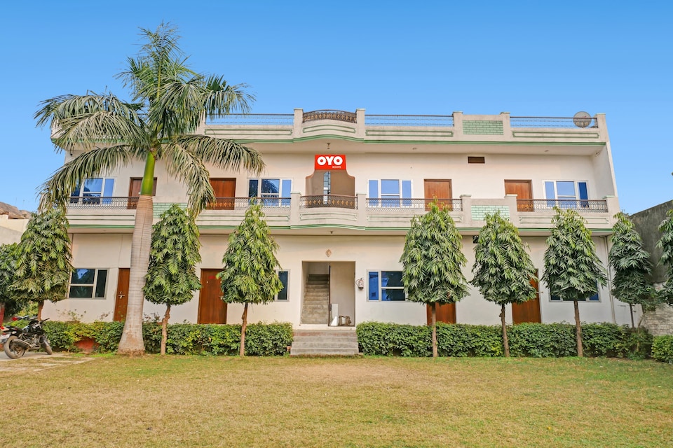 LIVE as VNS782, Godowlia, Varanasi