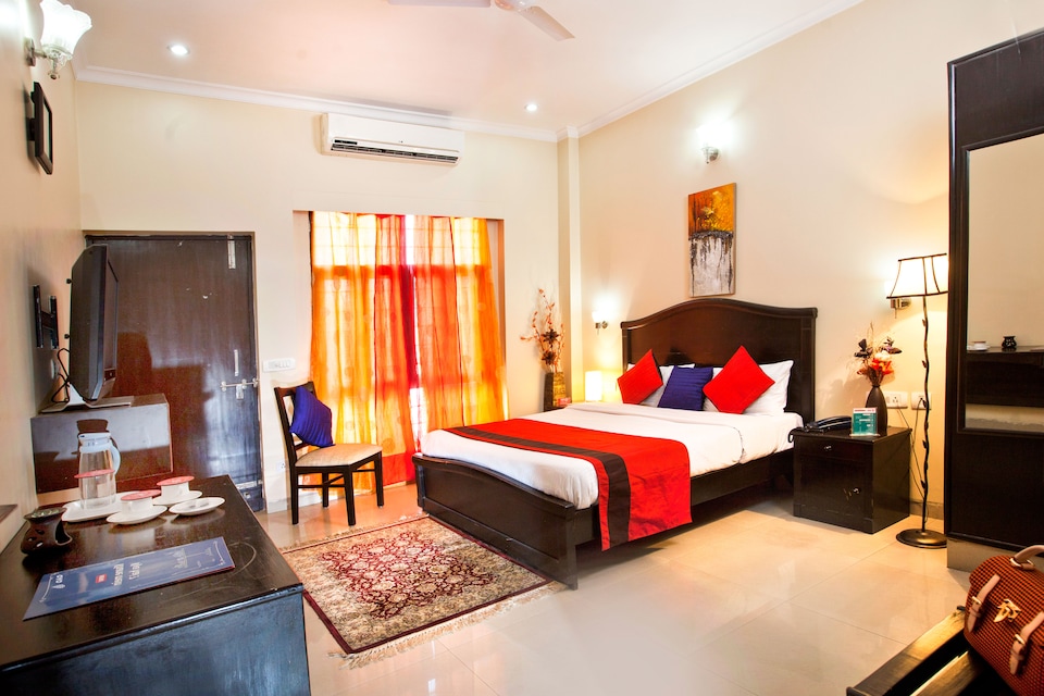 OYO Rooms 099 Sector 28, Huda 2, Gurgaon