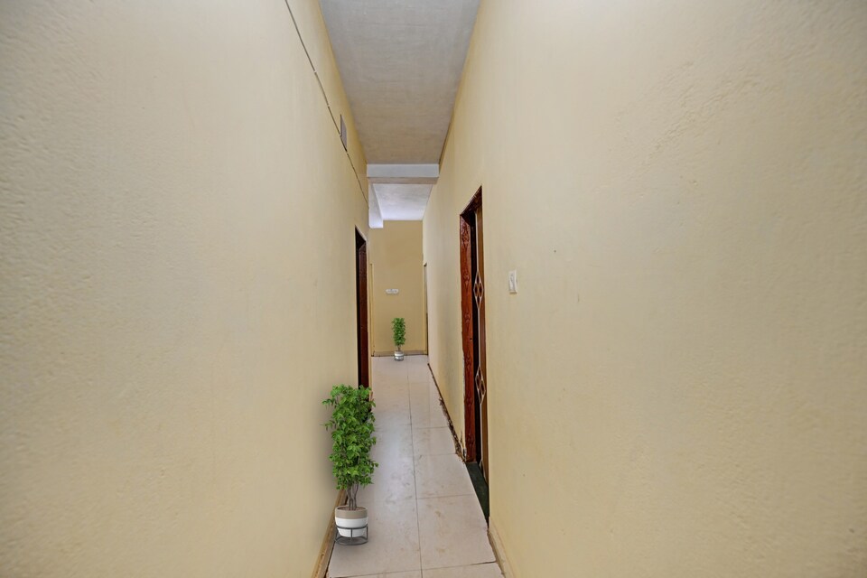 SPOT ON Prince Residency, Bapuji Nagar, Bhubaneswar