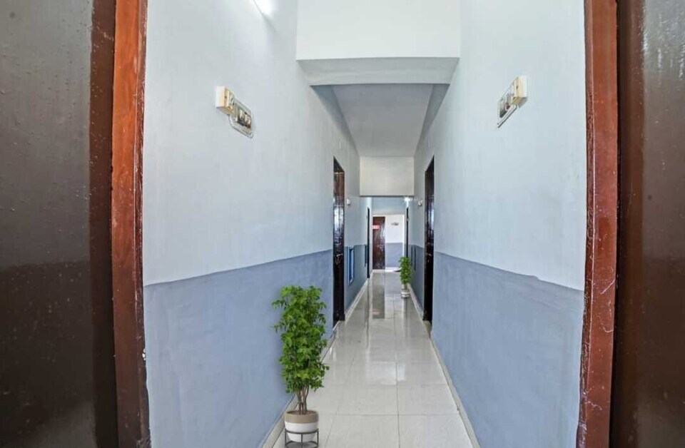 POP Hotel Bliss Palace, Lashkar, Gwalior