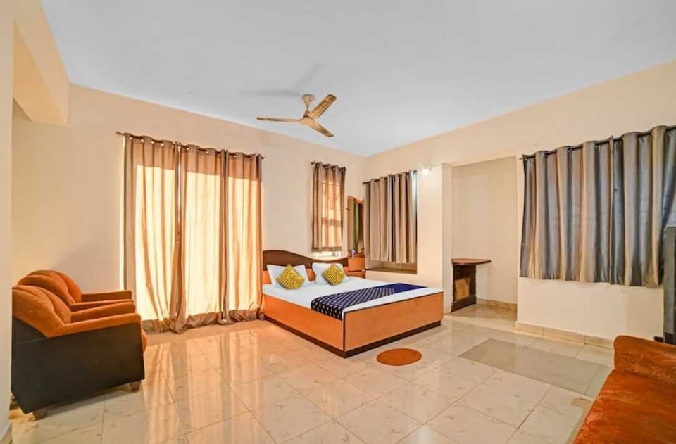 POP Hotel Bliss Palace, Lashkar, Gwalior