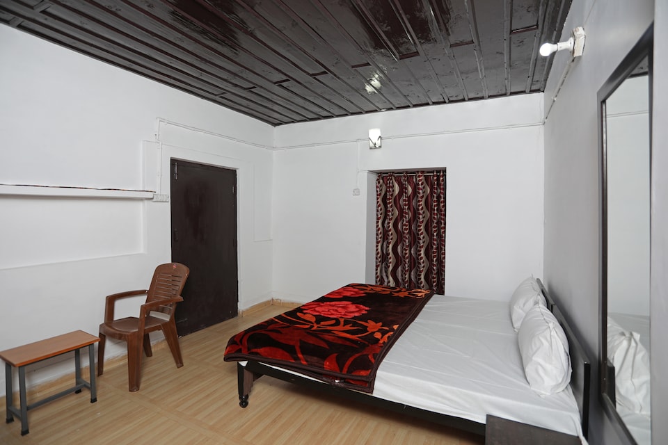 OYO Home 12797 Bhowali 1BHK, Bhowali Nainital, Nainital